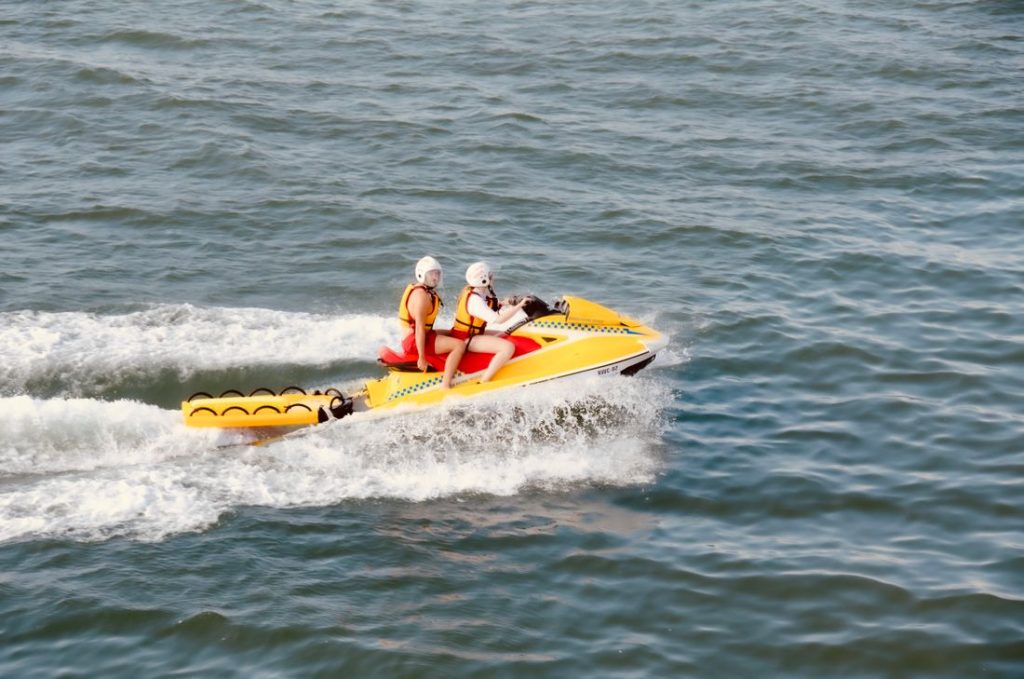 Banana Boat / Donut